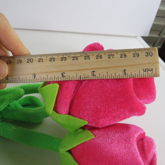 Plush (4) Fabric Pink Roses with strong bendable stems 20" long - Picture 7 of 7